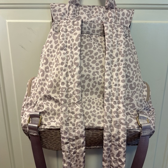 Justfab Puffy Nylon Multi Zipper Pocket Backpack animal print lavender - Picture 7 of 8